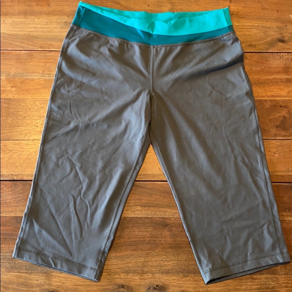 Yoga capris
